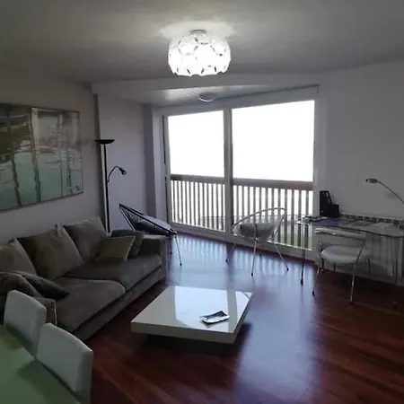 House ***** Zarautz